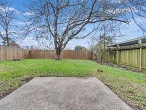 Building Photo - 2226 Spring Dusk Dr