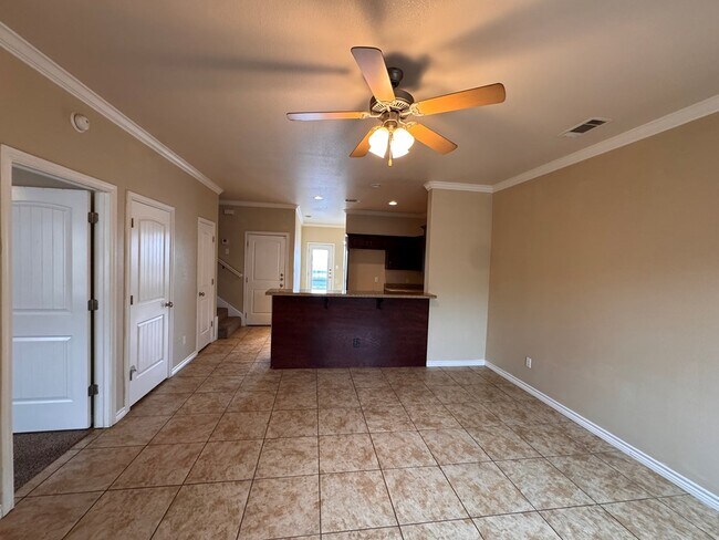 Foto del edificio - 7214 Barksdale Ln