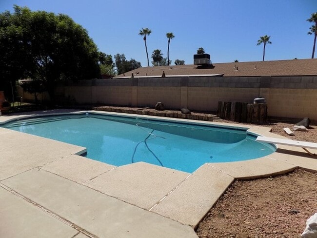 Building Photo - Great home in a great location!