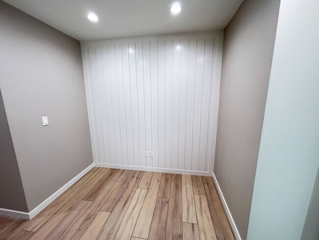 Foto del edificio - 4846-4848 Elvira Pl. Keizer, OR