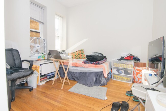 Photo - Nice 2 bed in Fenway Apartment