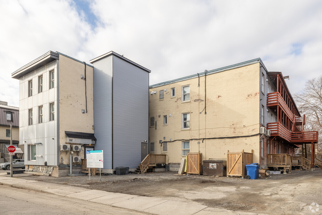 Building Photo - 253-259 York St