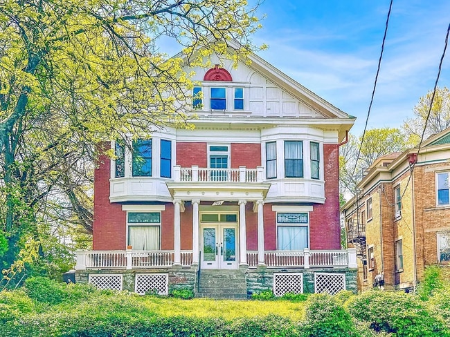 Building Photo - 345 McAlpin Ave