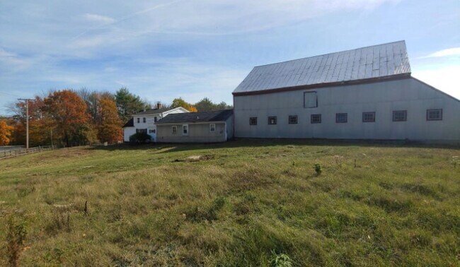 Building Photo - 66 Deering Neighborhood Rd