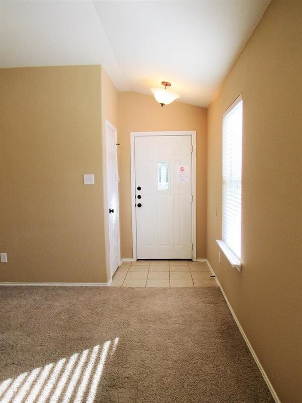 Foto del edificio - 424 Weeping Willow Dr