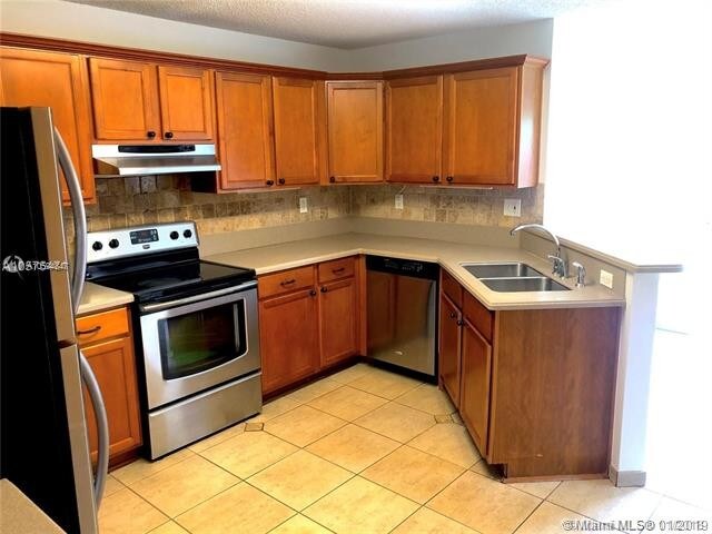 Foto del edificio - 5502 NW 184th Terrace