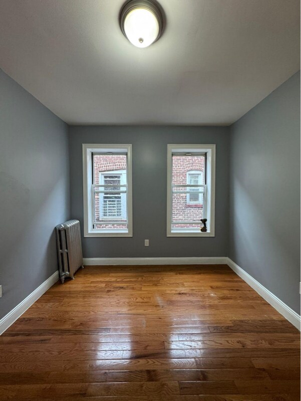 Primary Photo - 729 Avenue A