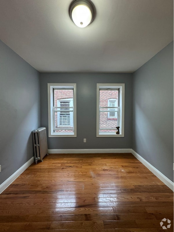 Building Photo - 729 Avenue A