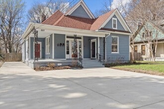 Building Photo - 227 N Willett St