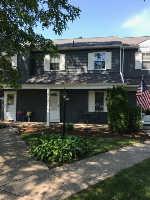 Primary Photo - 1124 Appletree Ln
