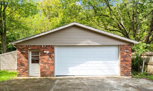 Foto del edificio - 8216 Afterglow Dr