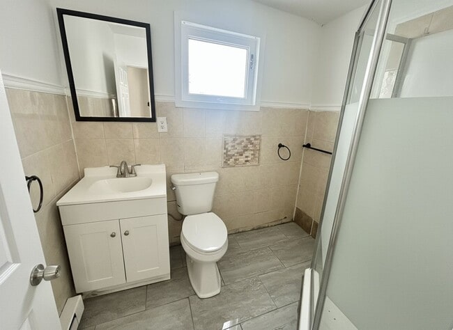 Building Photo - Charming 2-bedroom, 1-bathroom