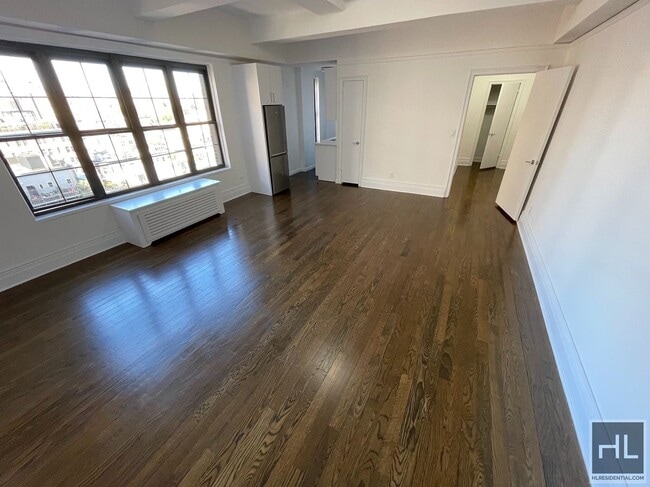 Building Photo - WEST 73 STREET