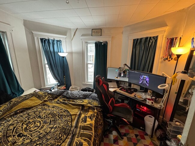 Building Photo - 9 Burnham St