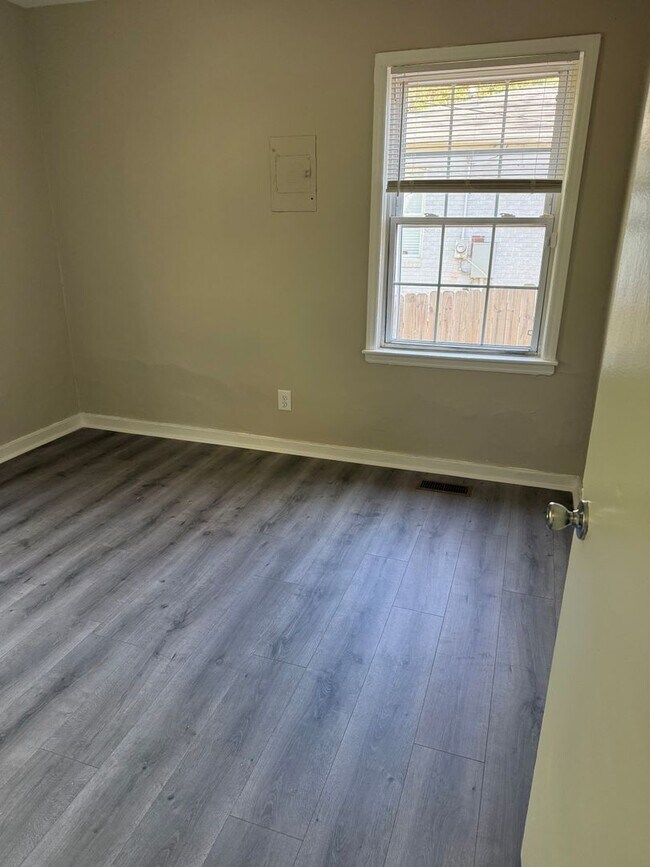 Foto del edificio - Two Bedroom 1 Bathroom House
