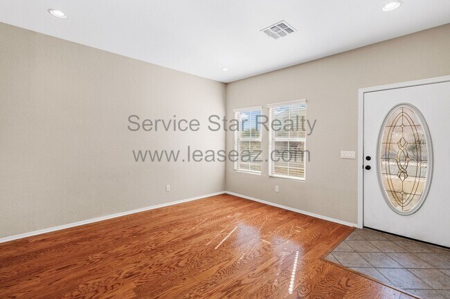 Building Photo - 15015 N 172nd Ln