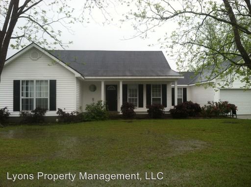 Primary Photo - 118 Pecan St
