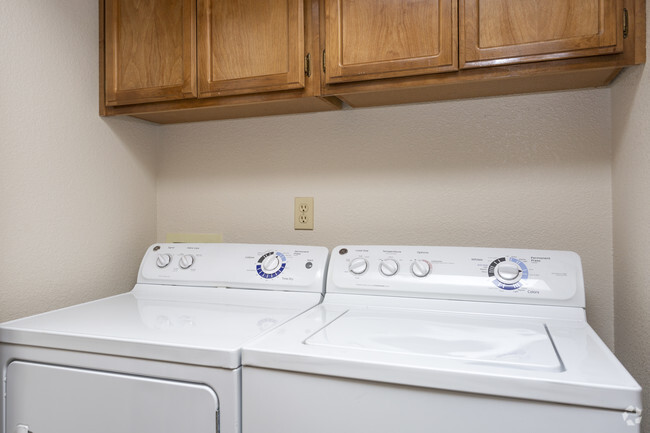 Interior Photo - Stonegate Apartments