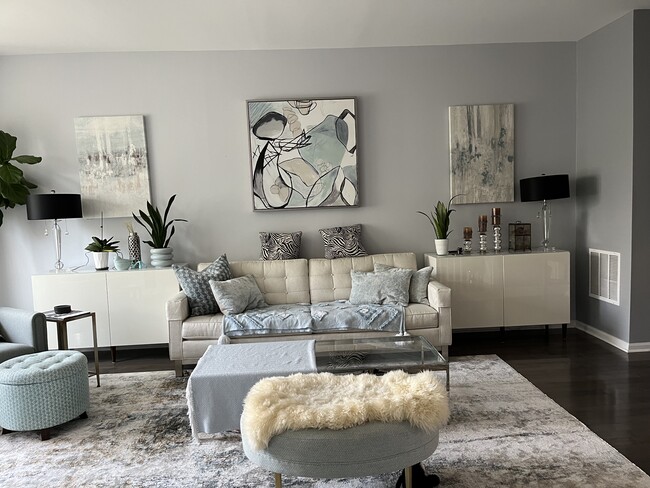 Building Photo - 13927 Bailiwick Terrace