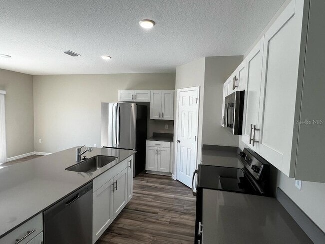 Building Photo - 34200 Scarlet Sage Ct