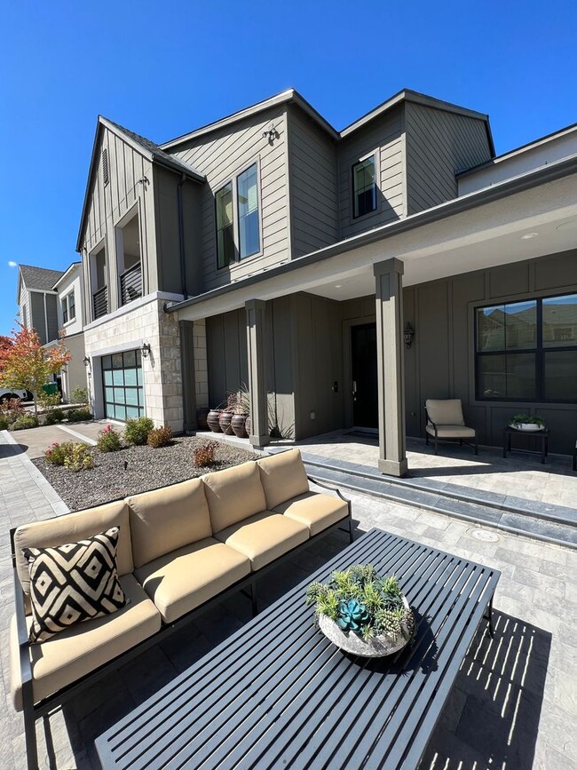 Foto del edificio - 307 Marewood Ct