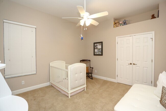 Foto del edificio - ***3BEDS/4BATHS***UNFURNISHED***SINGLE FAM...