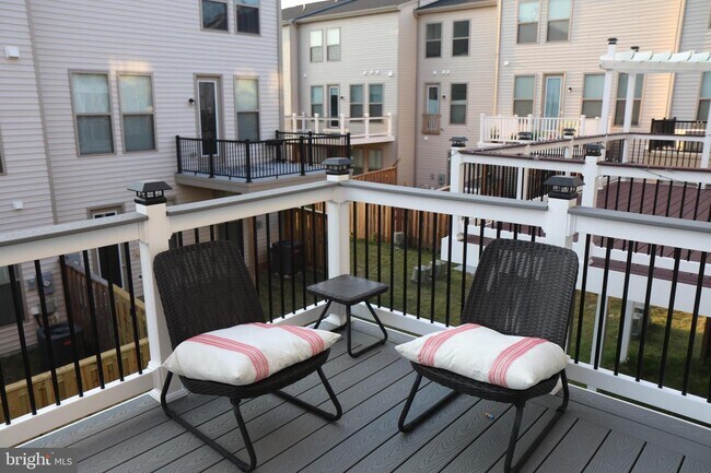 Foto del edificio - 42409 Dogwood Glen Square