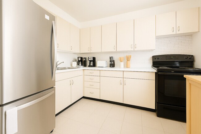 Foto del edificio - 6300 N Sheridan Rd