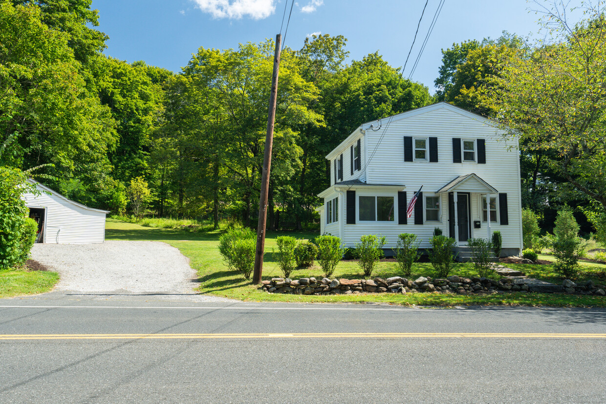 Primary Photo - 26 Greenwood Ave