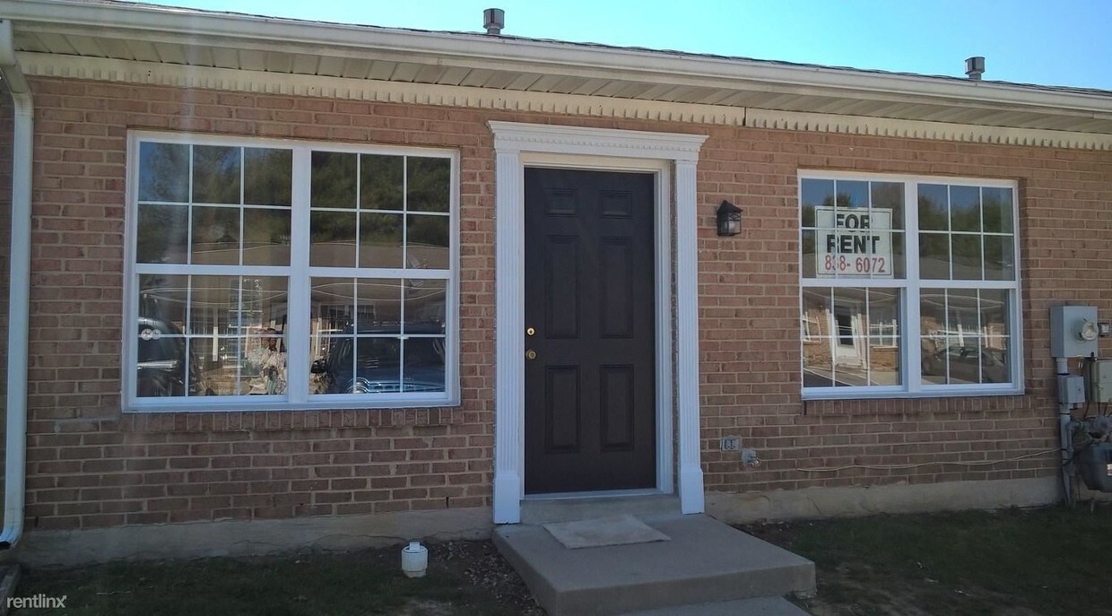 Primary Photo - 9 Pepperwood Ln
