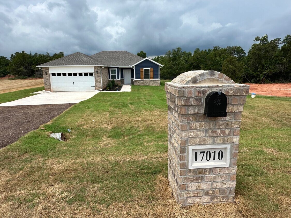 Foto principal - New Construction 3 Bedroom, 2 Bathroom on ...