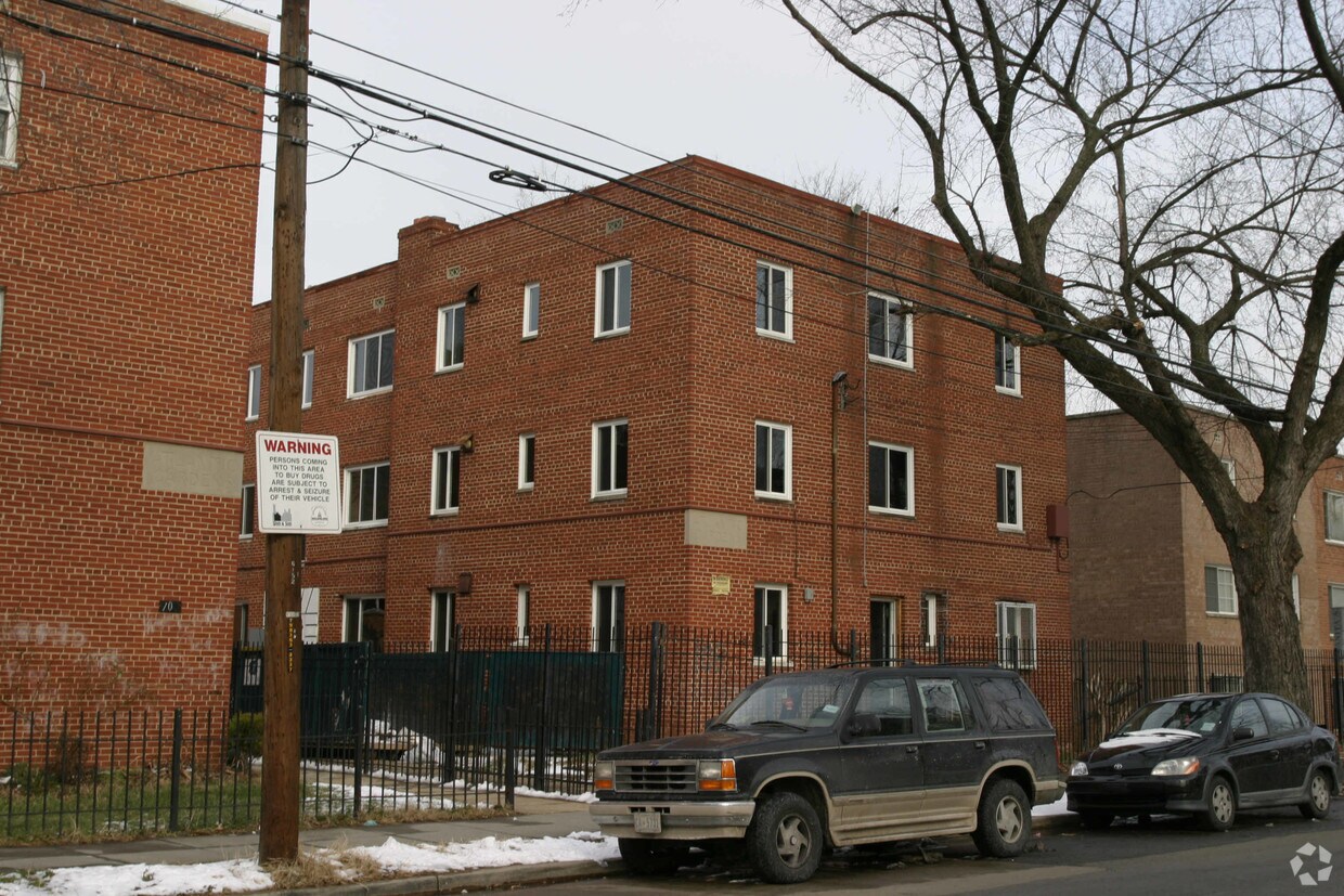 Primary Photo - 108 Atlantic St SE