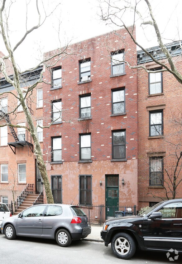 Foto principal - 336 Degraw St