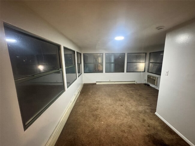 Foto del edificio - 297 Robinson St