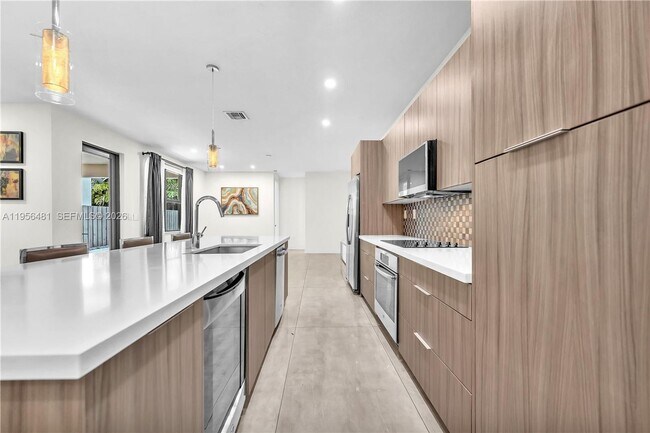 Foto del edificio - 10250 NW 76th Terrace