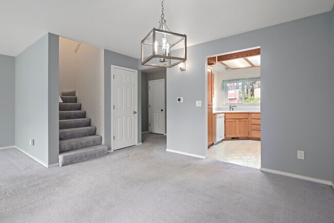 Foto del edificio - 3 Bedroom and 2.5 Bath Townhouse