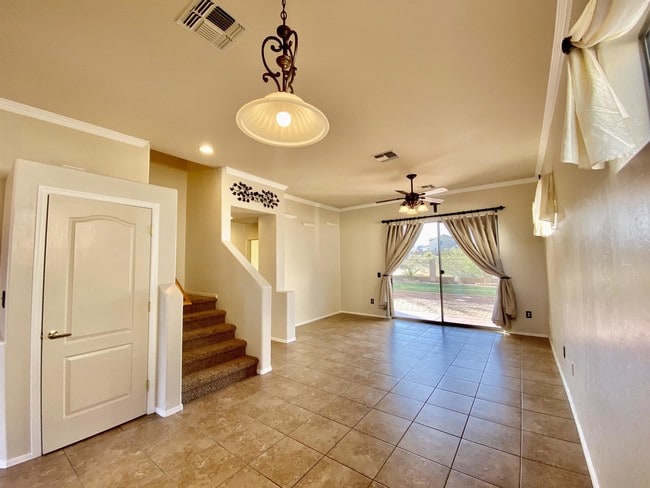 Building Photo - 10848 E New Rock Ridge Dr