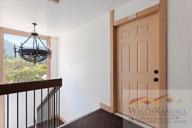Foto del edificio - Charming 2-Bedroom 1-Bath Ogden Condo!