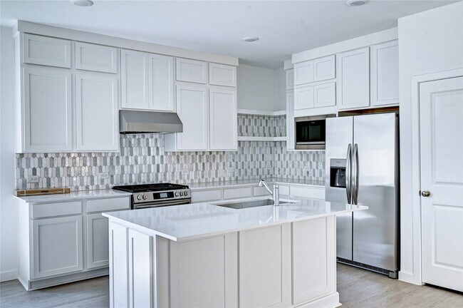 Foto del edificio - 6638 Iron Clover Dr