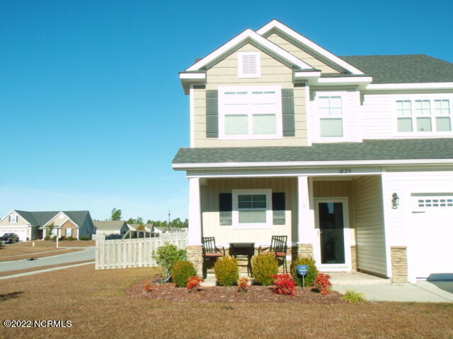 Primary Photo - 1825 Olive Pine Way
