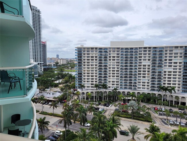 Foto del edificio - 3801 S Ocean Dr