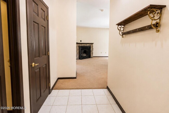Building Photo - 526 St Andrews Pl