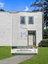 Building Photo - 2734 Penwood Pl