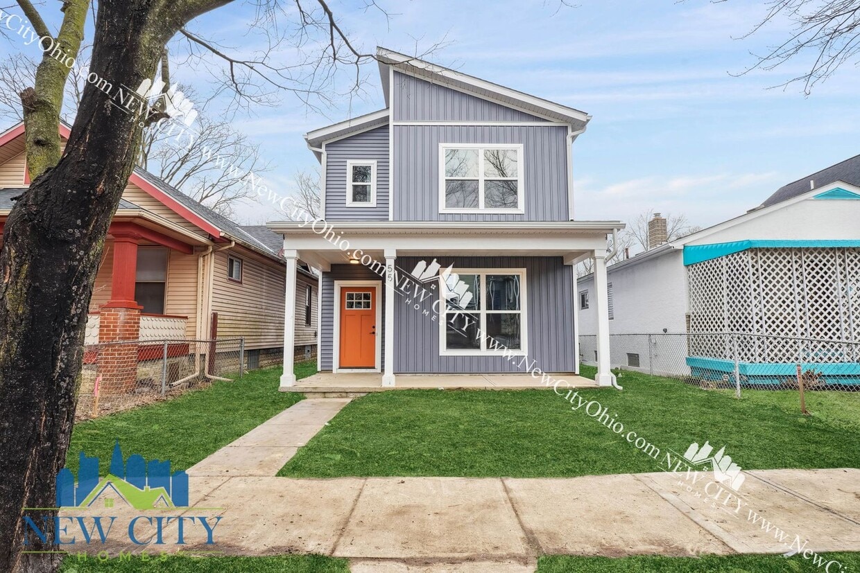 Foto principal - 3 Bedroom, 2.5 Bathroom New Build! 2 Car G...