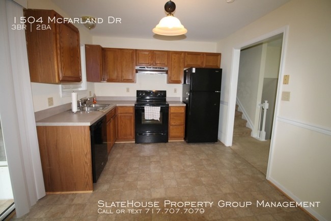 Building Photo - Great Single Family Home - W/S/T Included