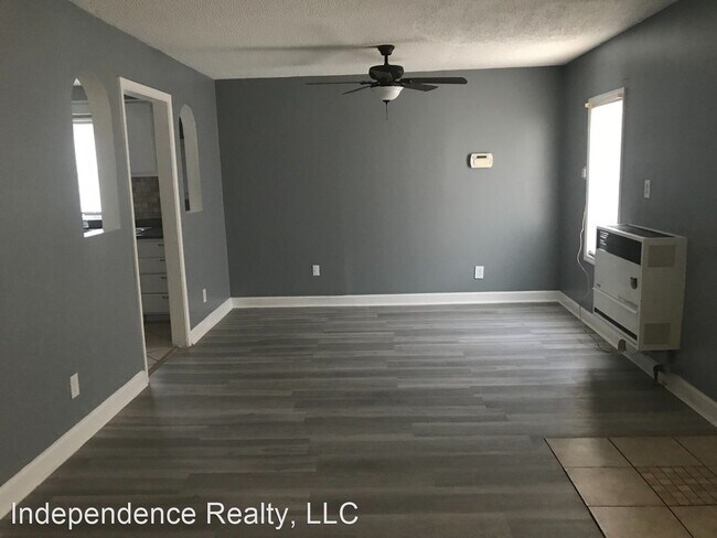 Building Photo - 3 br, 1 bath House - 2809 Barbara Drive NW