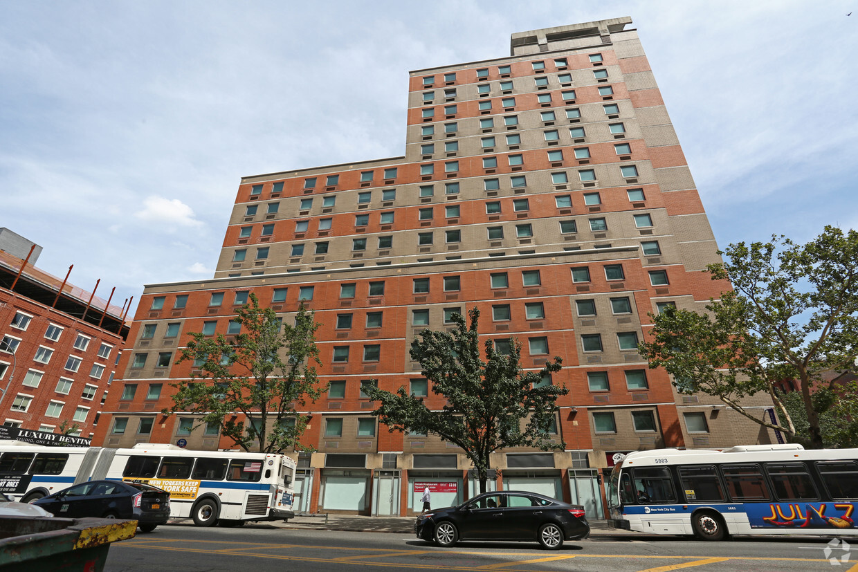 Foto del edificio - Alumni Hall Dormitory