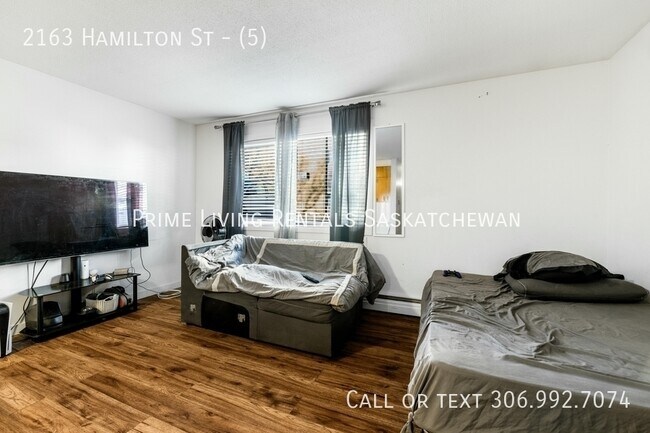 Photo du bâtiment - 2163 Hamilton St