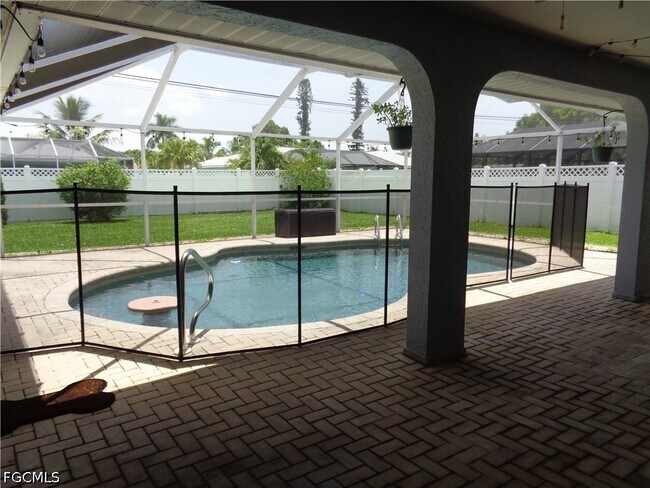Foto del edificio - 1320 SE 25th Ln