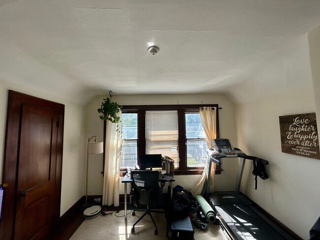 Foto del edificio - 82-86 Harborview Ave